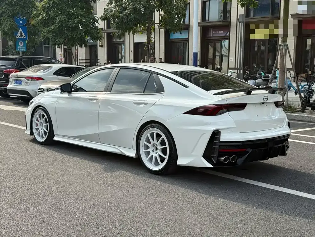 GAC Motor Shadow Leopard — фото 3