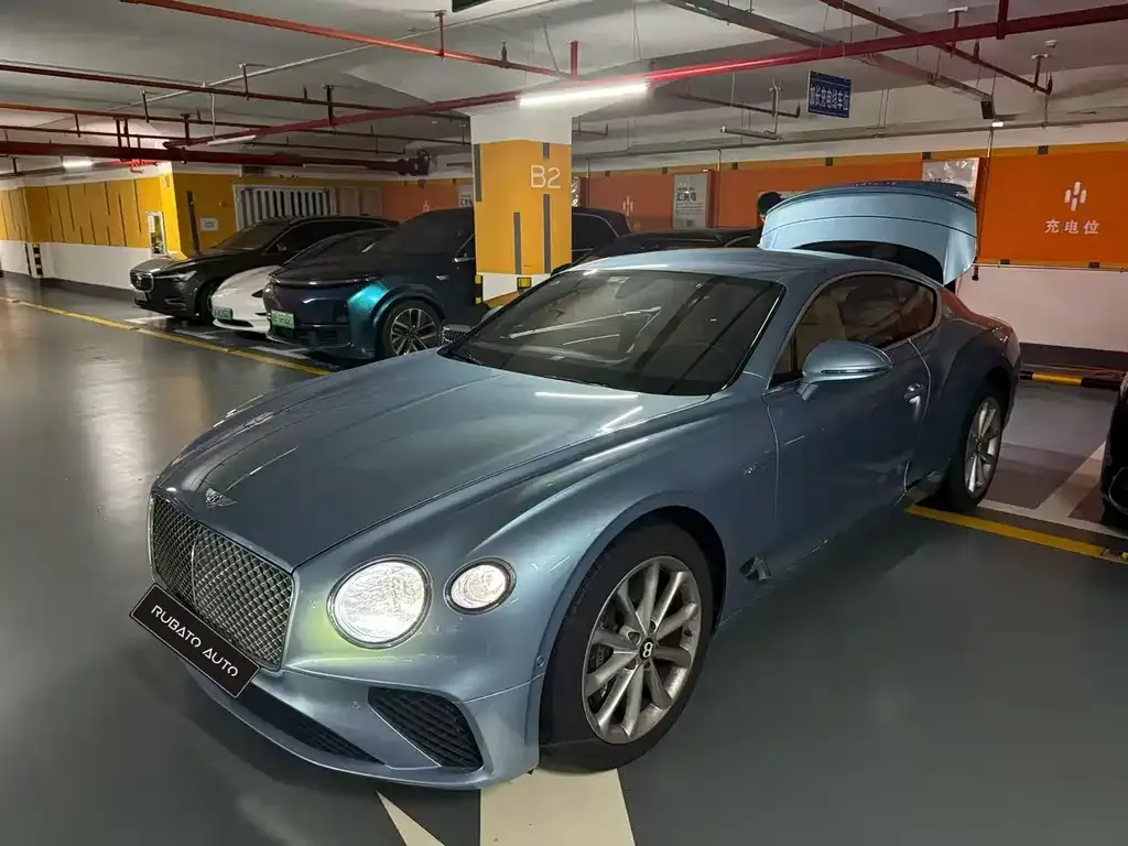 Bentley Continental — фото 1