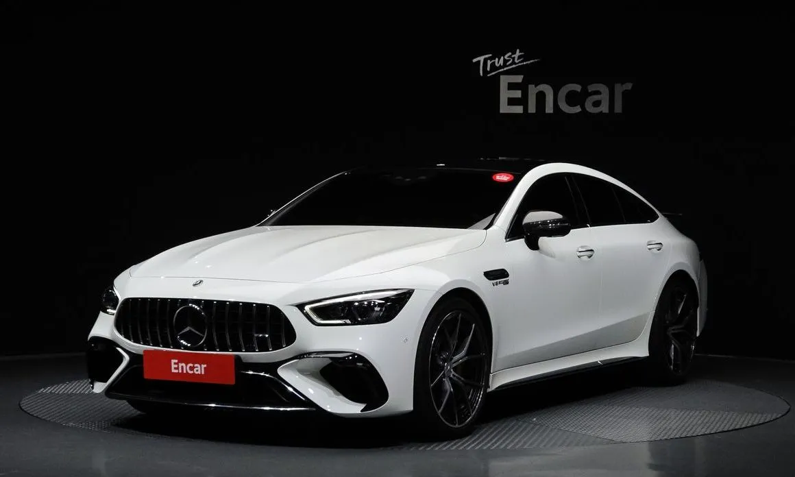 Mercedes-Benz AMG GT — фото 1