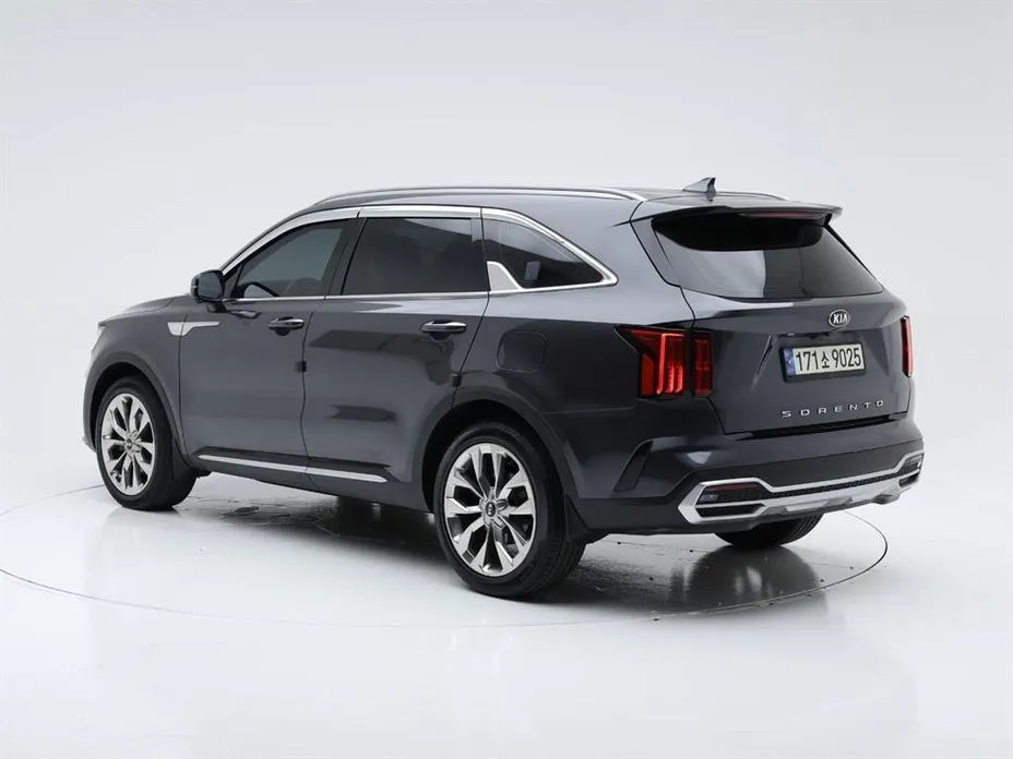 Kia Sorento — фото 5