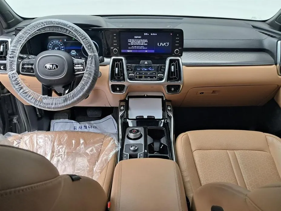 Kia Sorento — фото 9