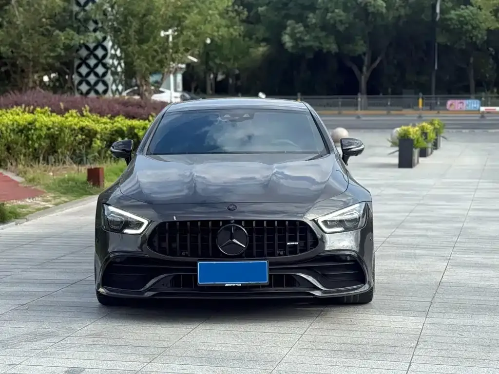 Mercedes-Benz AMG GT — фото 1