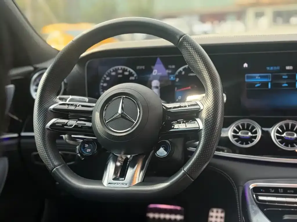 Mercedes-Benz AMG GT — фото 9