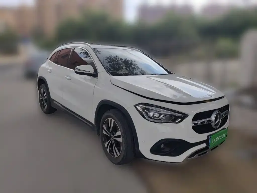 Mercedes-Benz GLA — фото 3