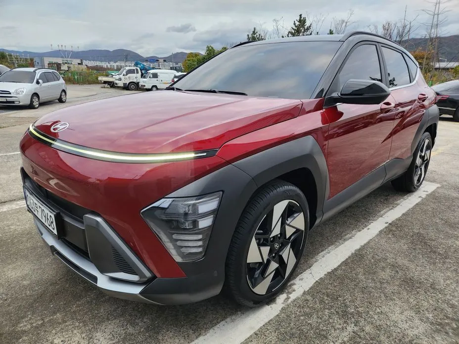 Hyundai Kona — фото 1