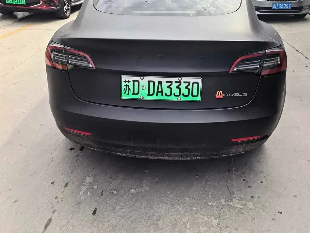 Tesla Model 3 — фото 2