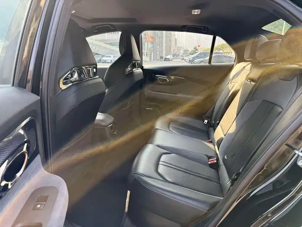 GAC Motor Shadow Leopard — фото 2