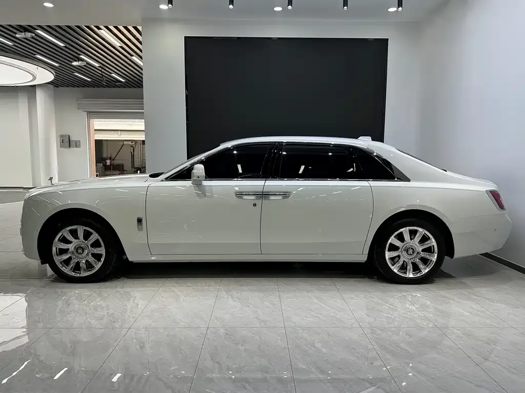 Rolls-Royce Ghost — фото 5