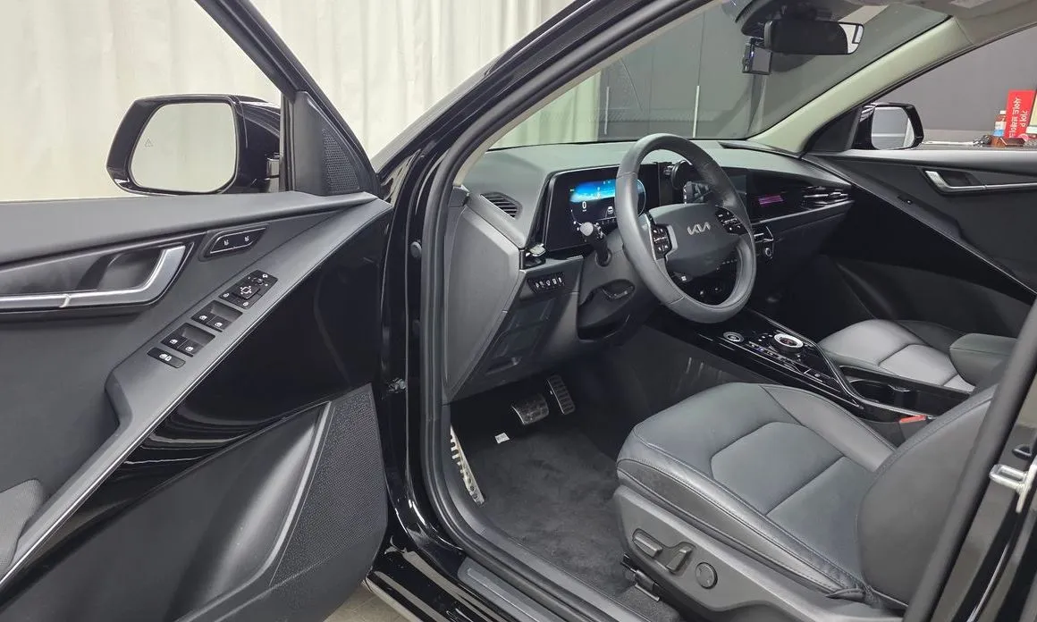 Kia Niro — фото 10