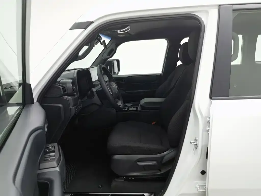 Toyota Prado — фото 9