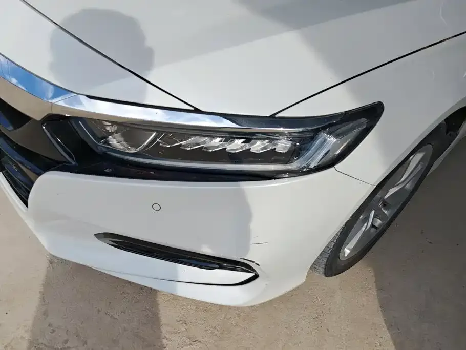 Honda Accord — фото 6