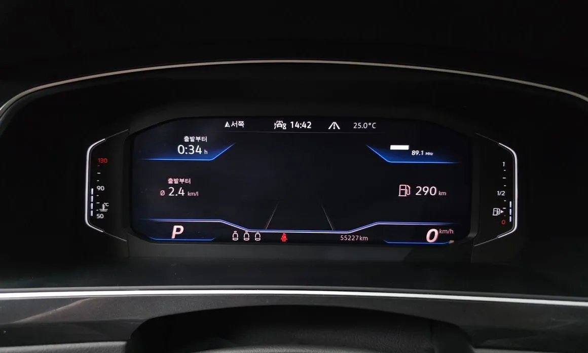 Volkswagen Tiguan — фото 6