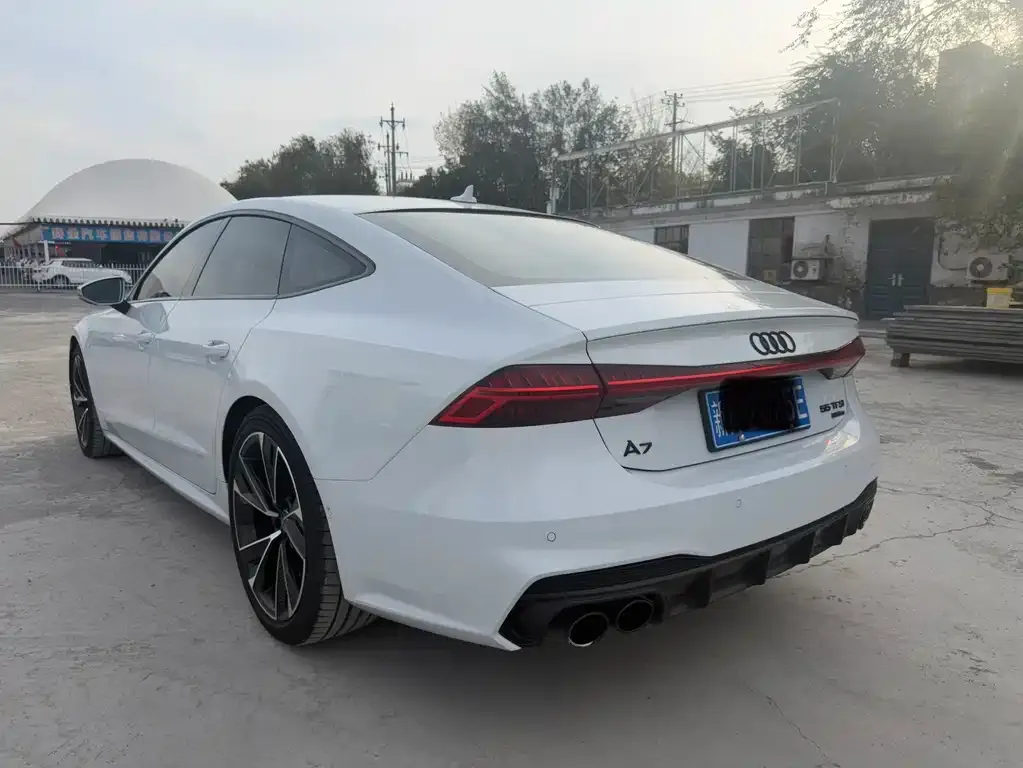 Audi A7 — фото 4