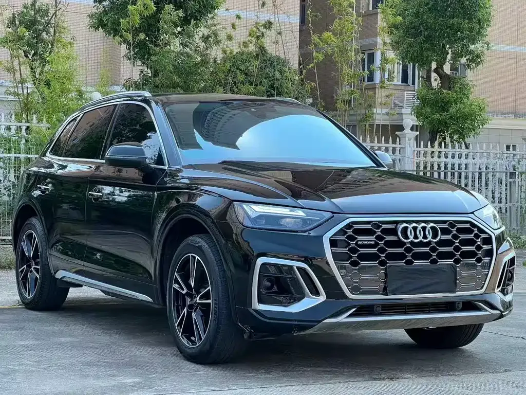 Audi Q5L — фото 2