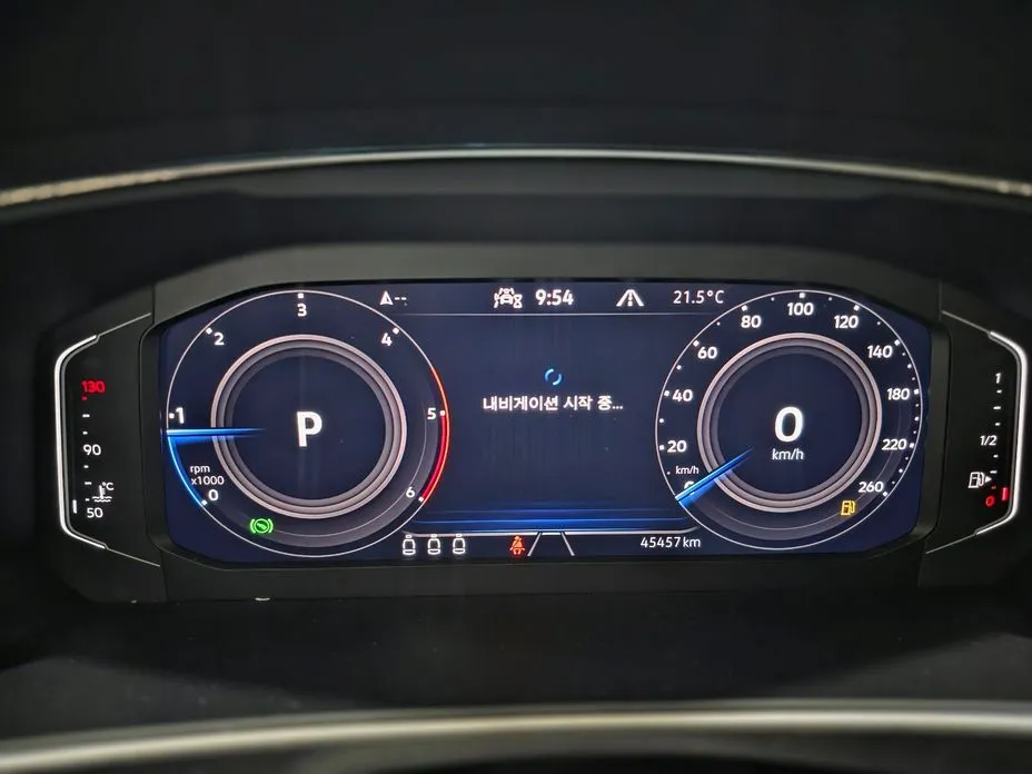 Volkswagen Tiguan — фото 5