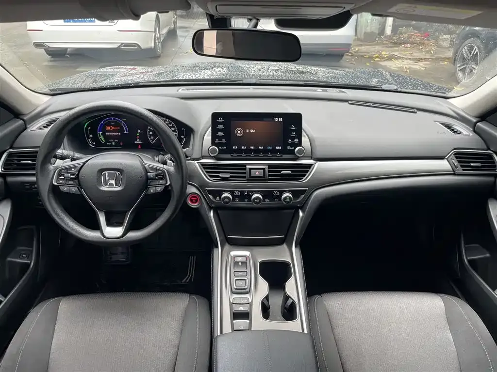 Honda Accord — фото 3