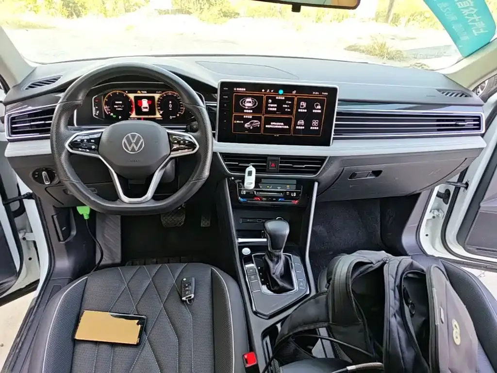 Volkswagen Tiguan L — фото 5