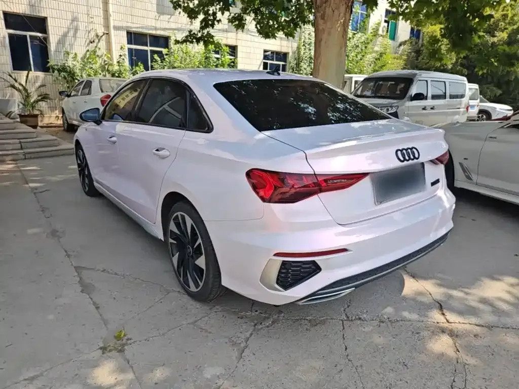 Audi A3 — фото 2