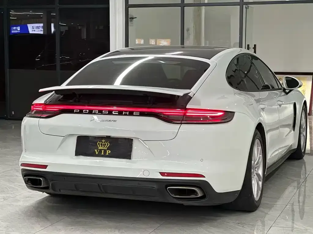 Porsche Panamera — фото 6