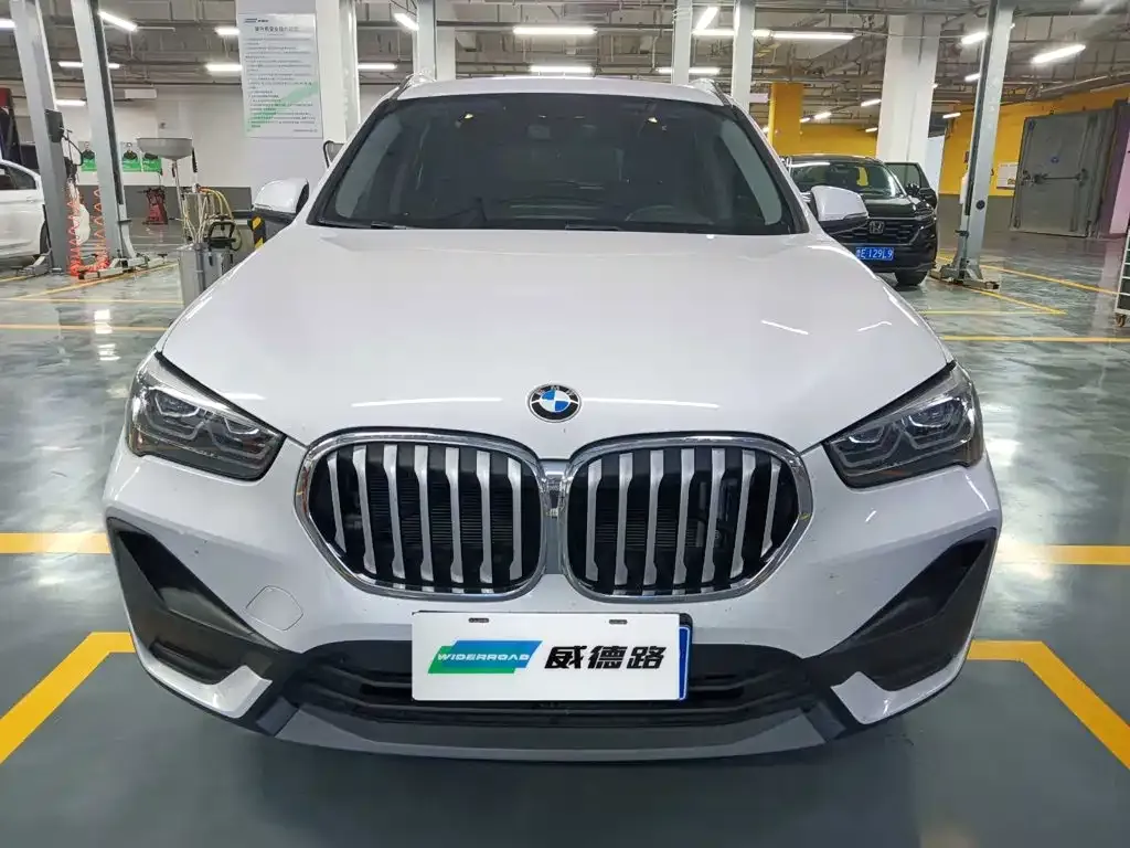 BMW X1 — фото 2