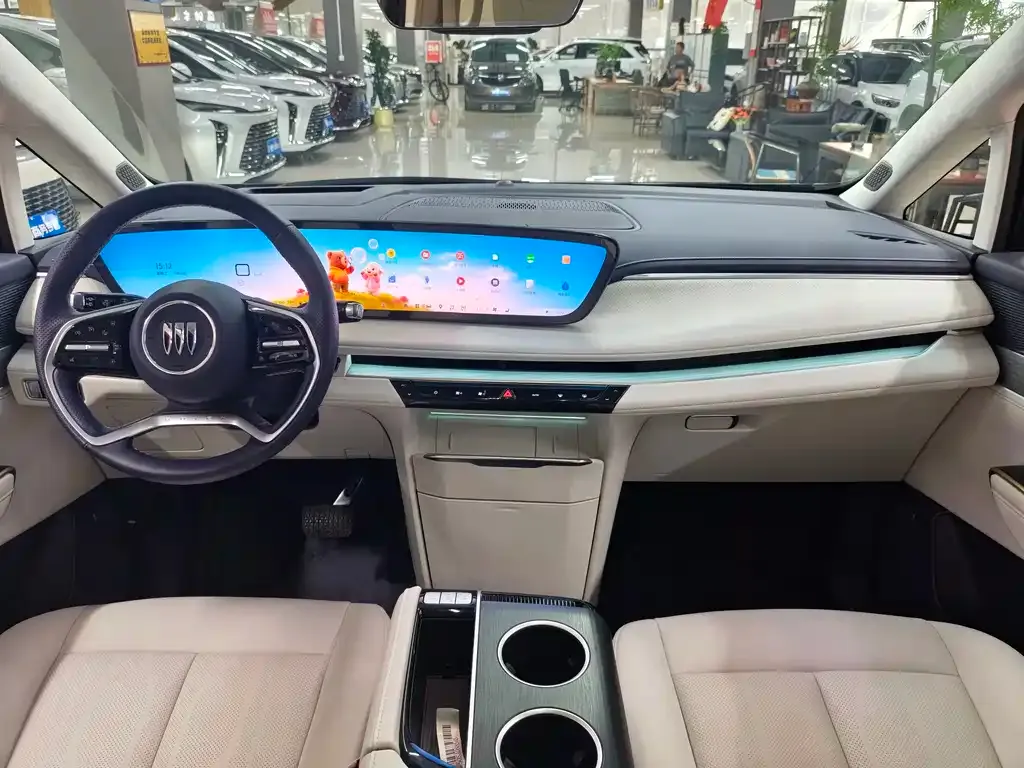 Buick GL8 Hybrid — фото 10