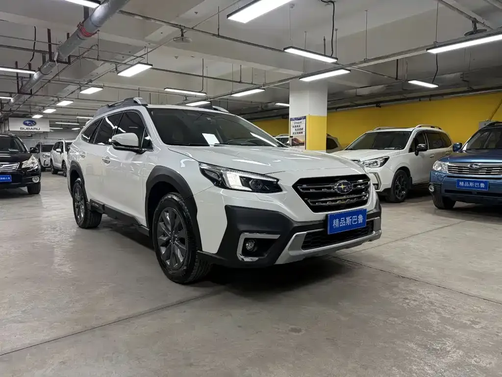 Subaru Outback — фото 7