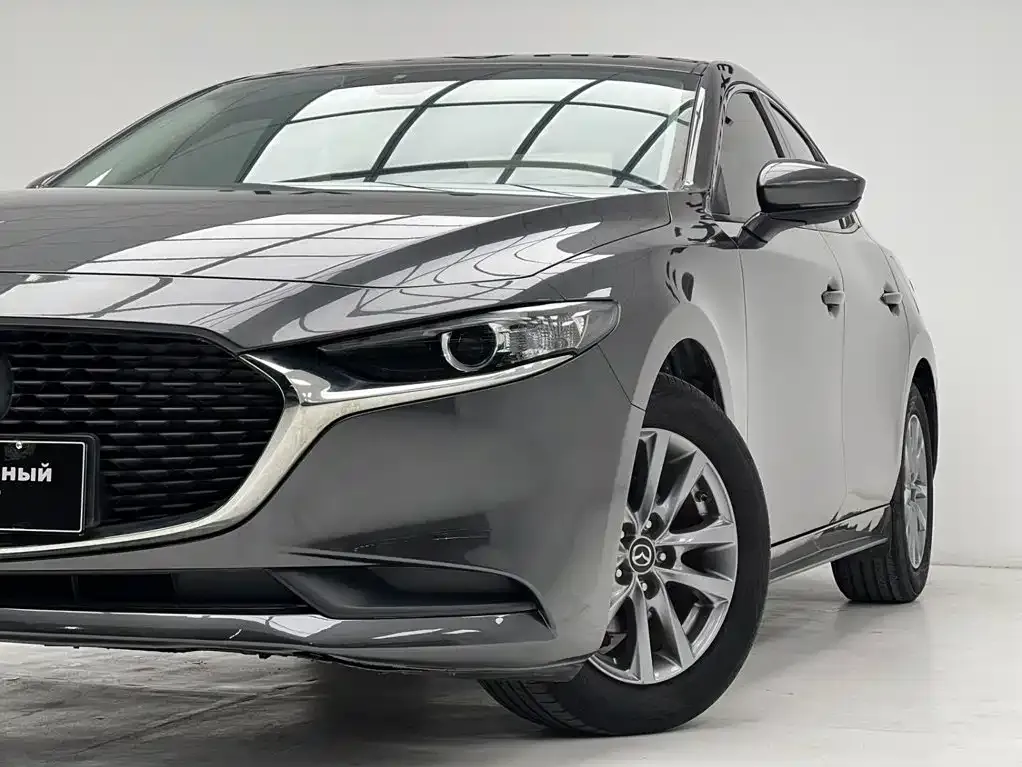 Mazda 3 Axela — фото 6