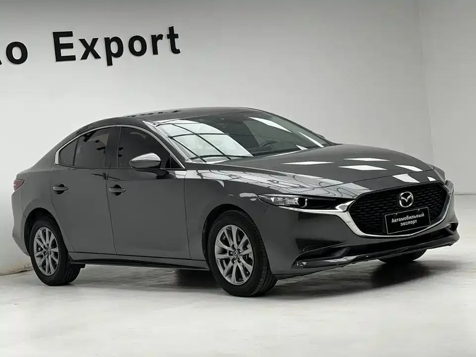 Mazda 3 Axela — фото 2