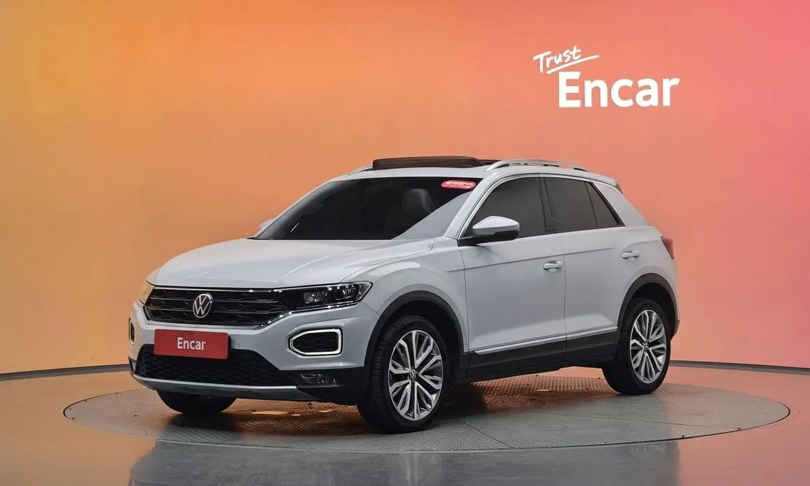Volkswagen T-Roc — фото 1