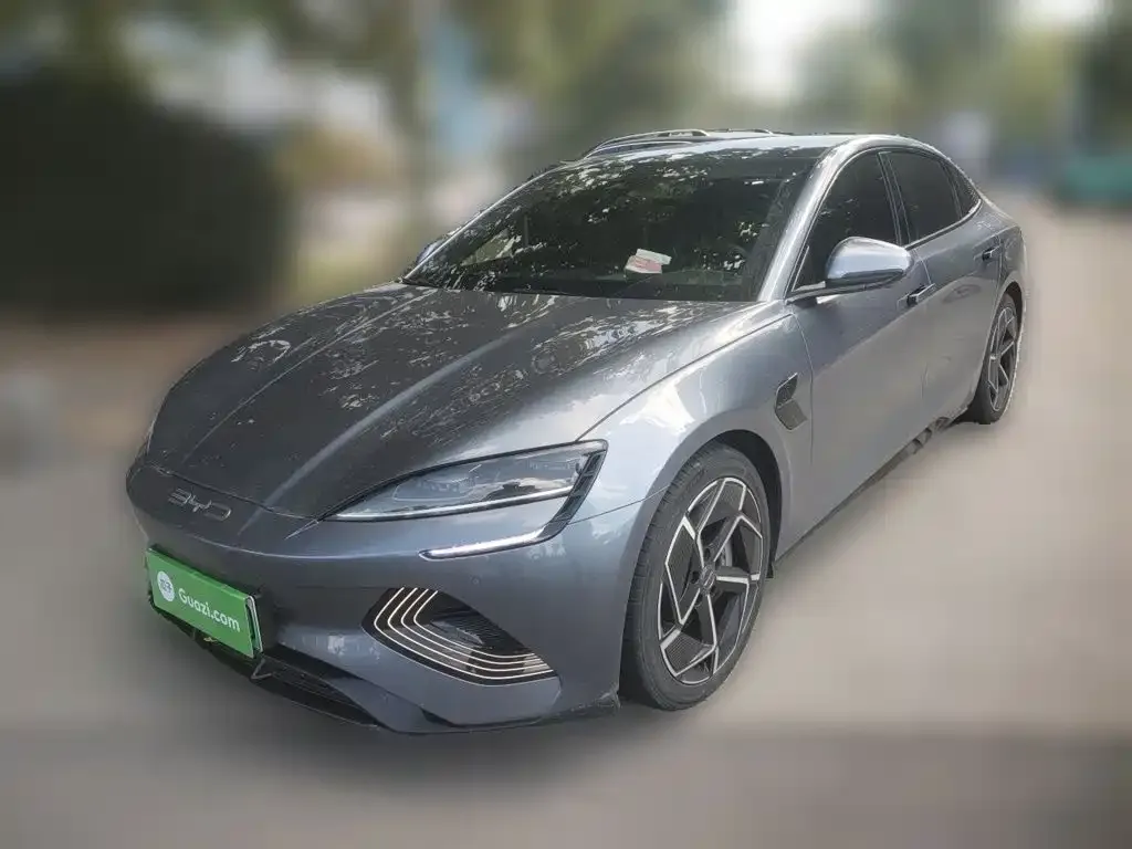 BYD Seal — фото 1