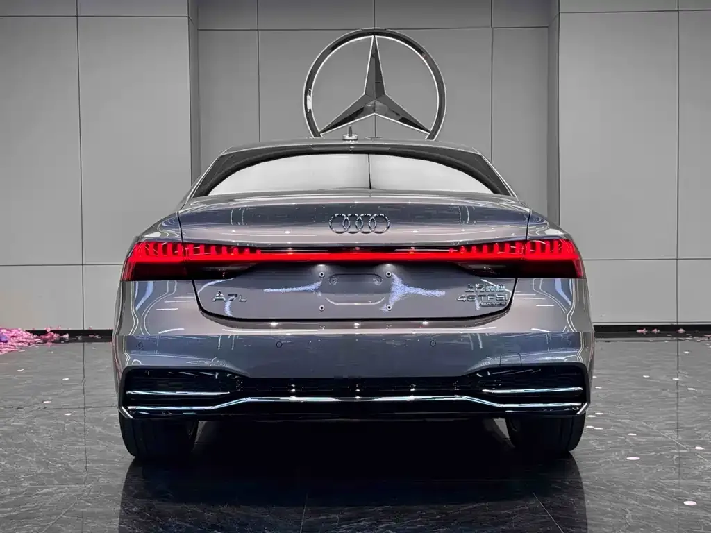 Audi A7L — фото 4