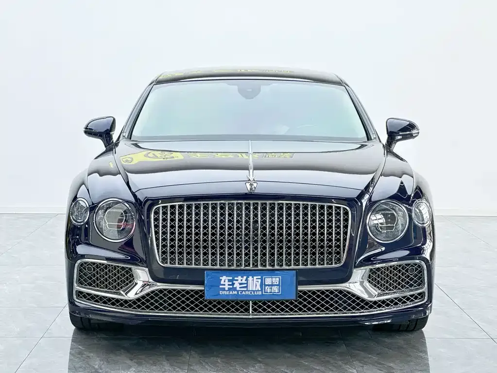 Bentley Flying Spur — фото 5