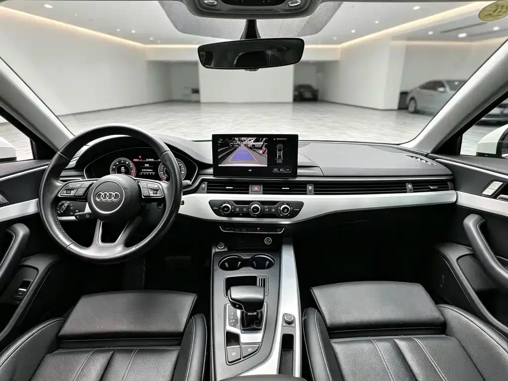 Audi A4L — фото 6