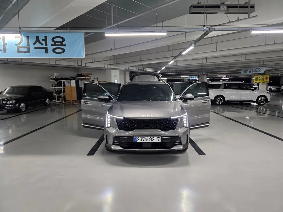 Kia Sorento — фото 1
