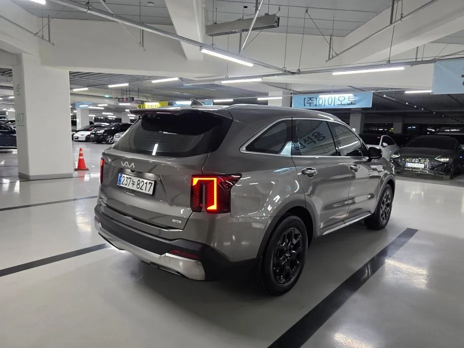 Kia Sorento — фото 3