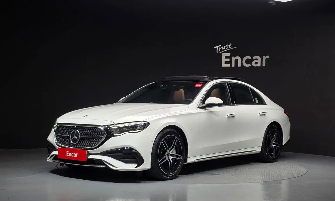 Mercedes-Benz E-Class — фото 1