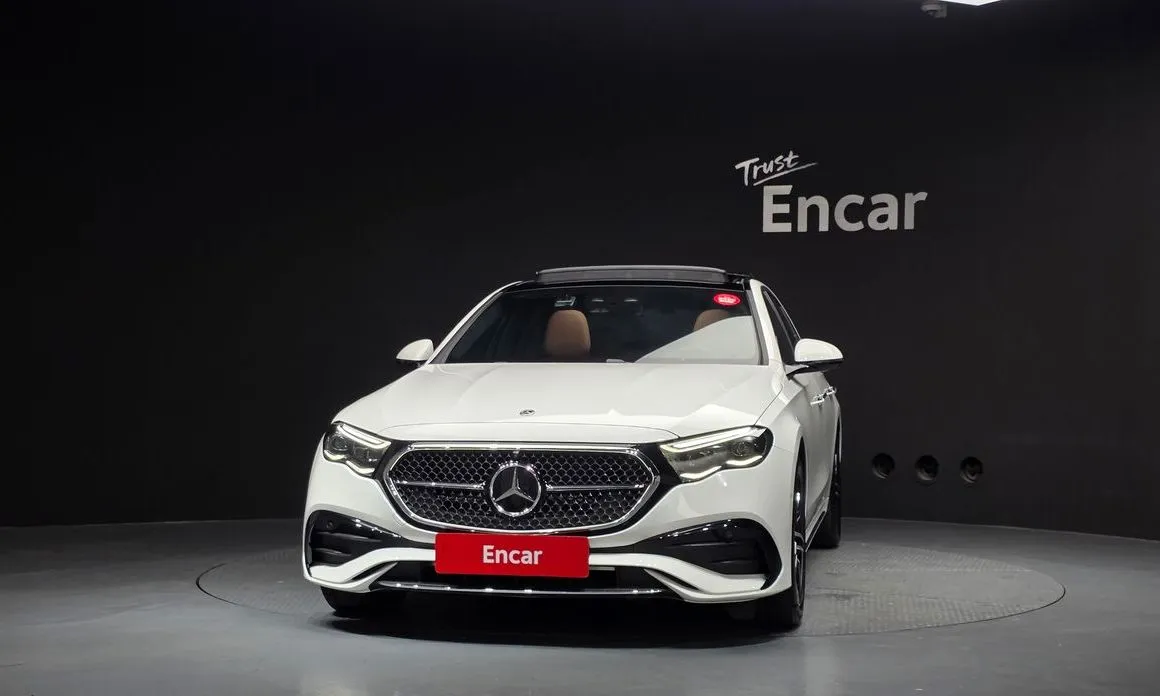 Mercedes-Benz E-Class — фото 10