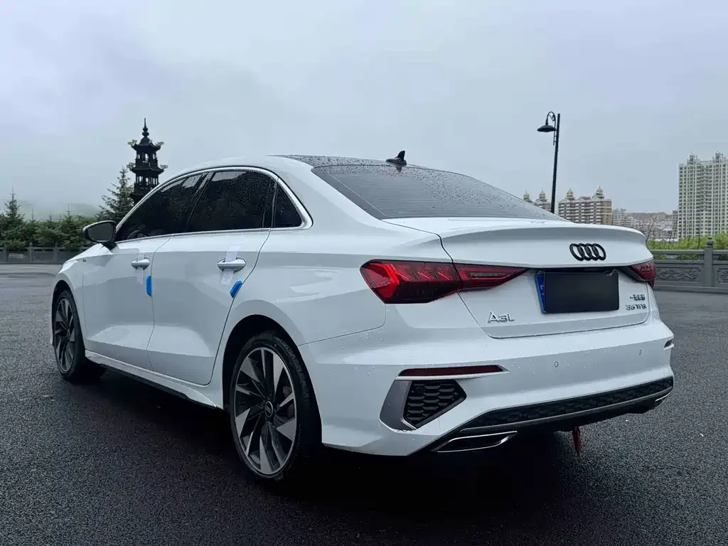 Audi A3 — фото 2