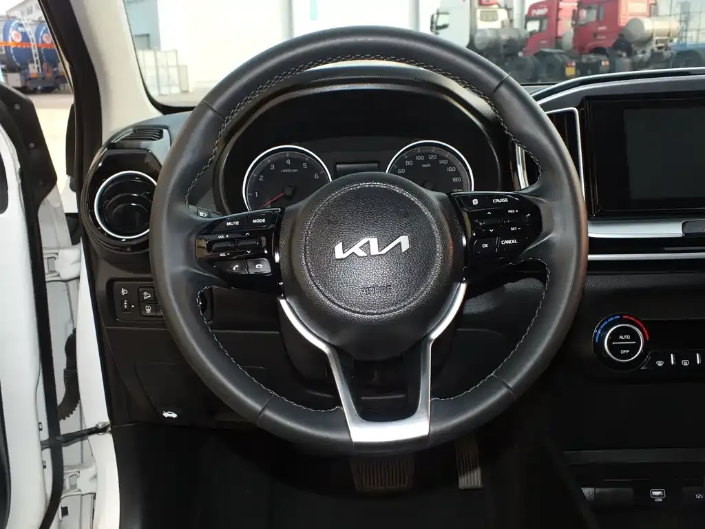 Kia KX1 — фото 10