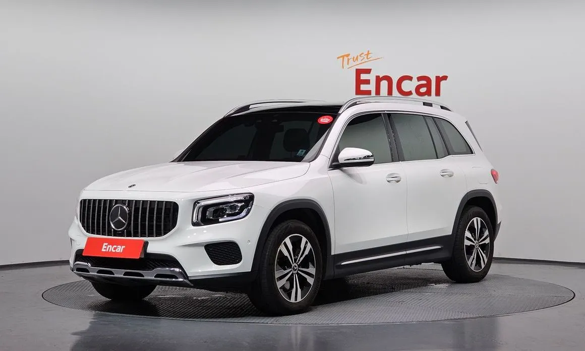 Mercedes-Benz GLB-Class — фото 1