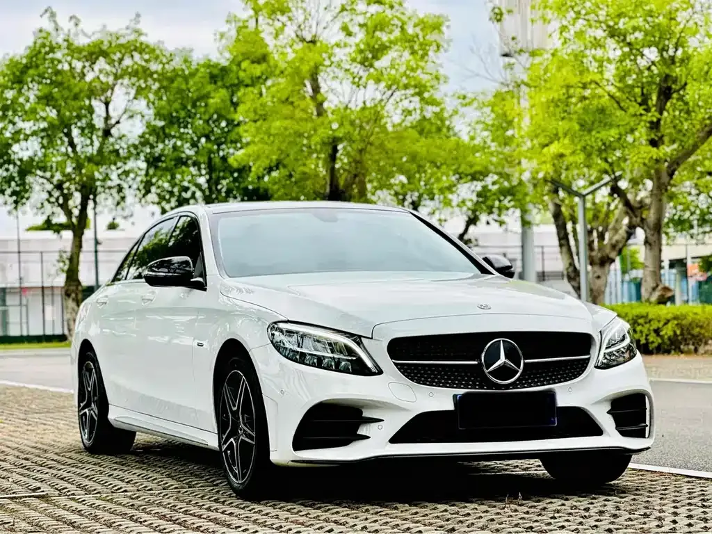 Mercedes-Benz C-Class — фото 6