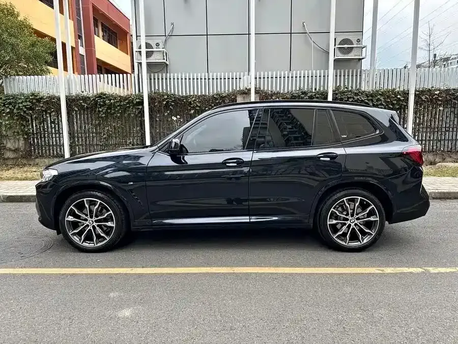 BMW X3 — фото 8