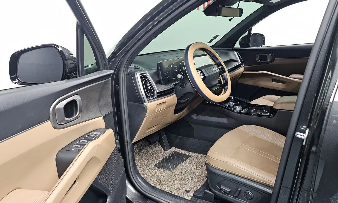Kia Sorento — фото 9