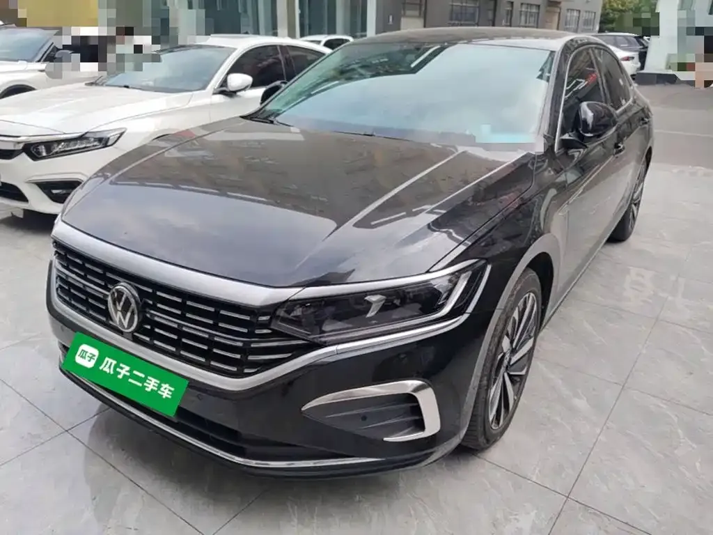 Volkswagen Passat — фото 6
