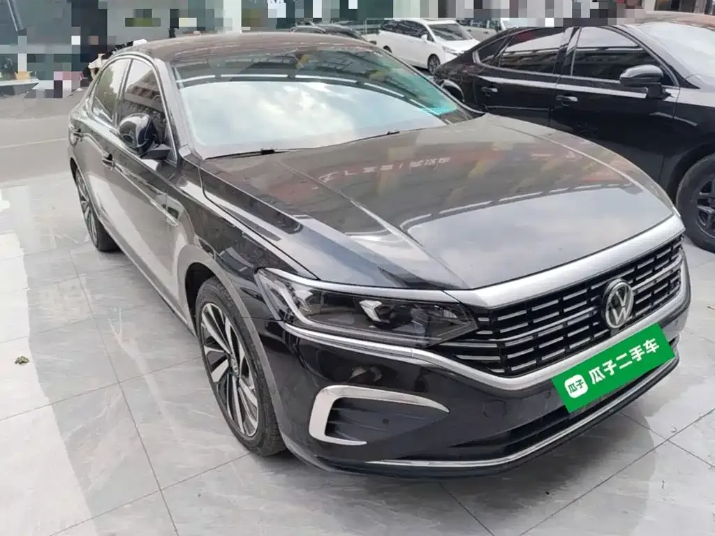 Volkswagen Passat — фото 9