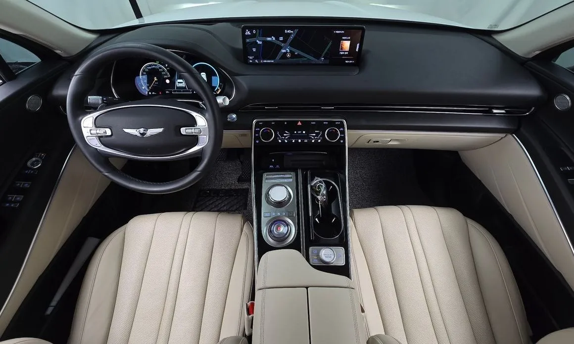 Genesis GV80 — фото 10