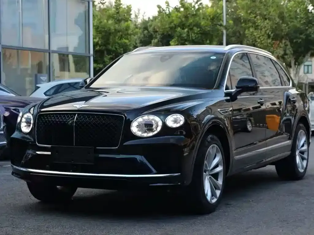 Bentley Bentayga — фото 1