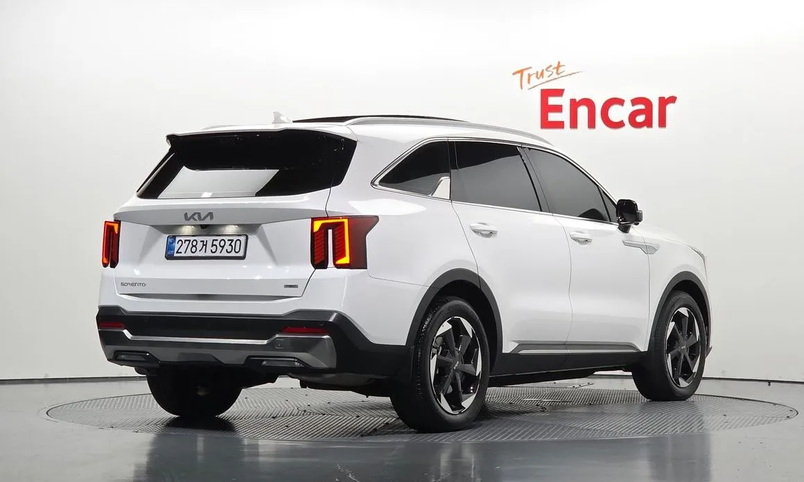 Kia Sorento — фото 5