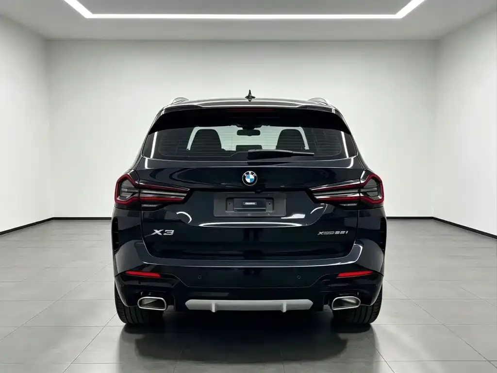BMW X3 — фото 9