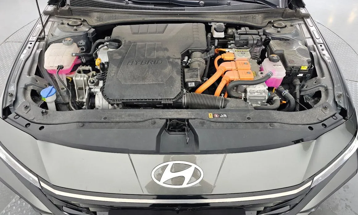 Hyundai AVANTE — фото 9